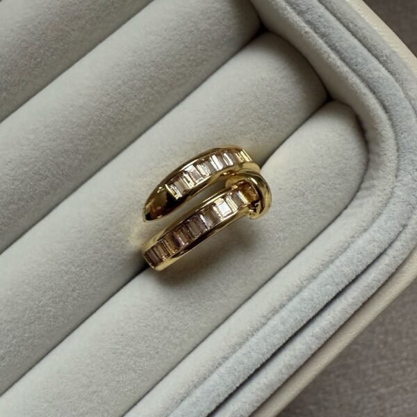 Brillo De Medellin Ring