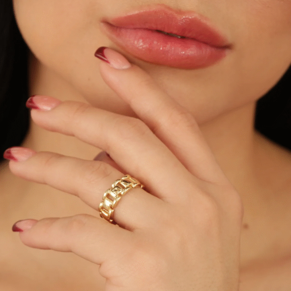 Eslabón Dorado Ring